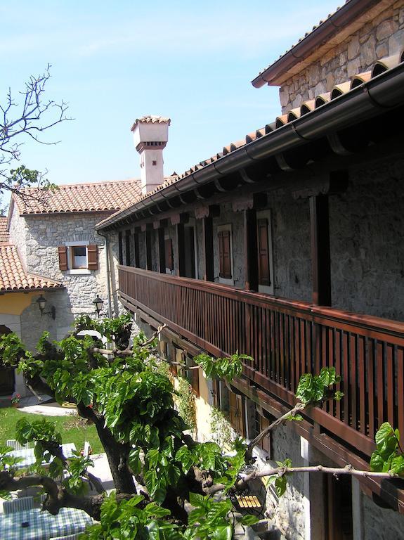 Guesthouse Domacija Sajna Sezana ห้อง รูปภาพ